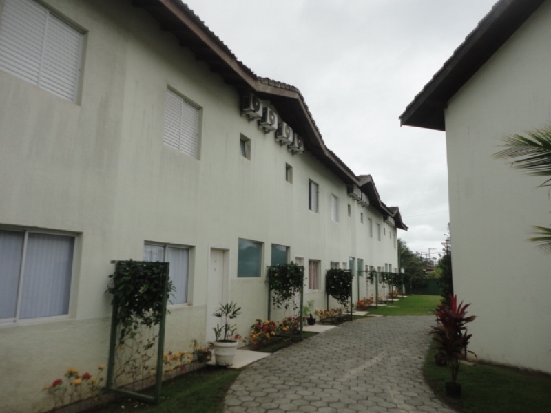 Casa em Villagio a venda em Bertioga