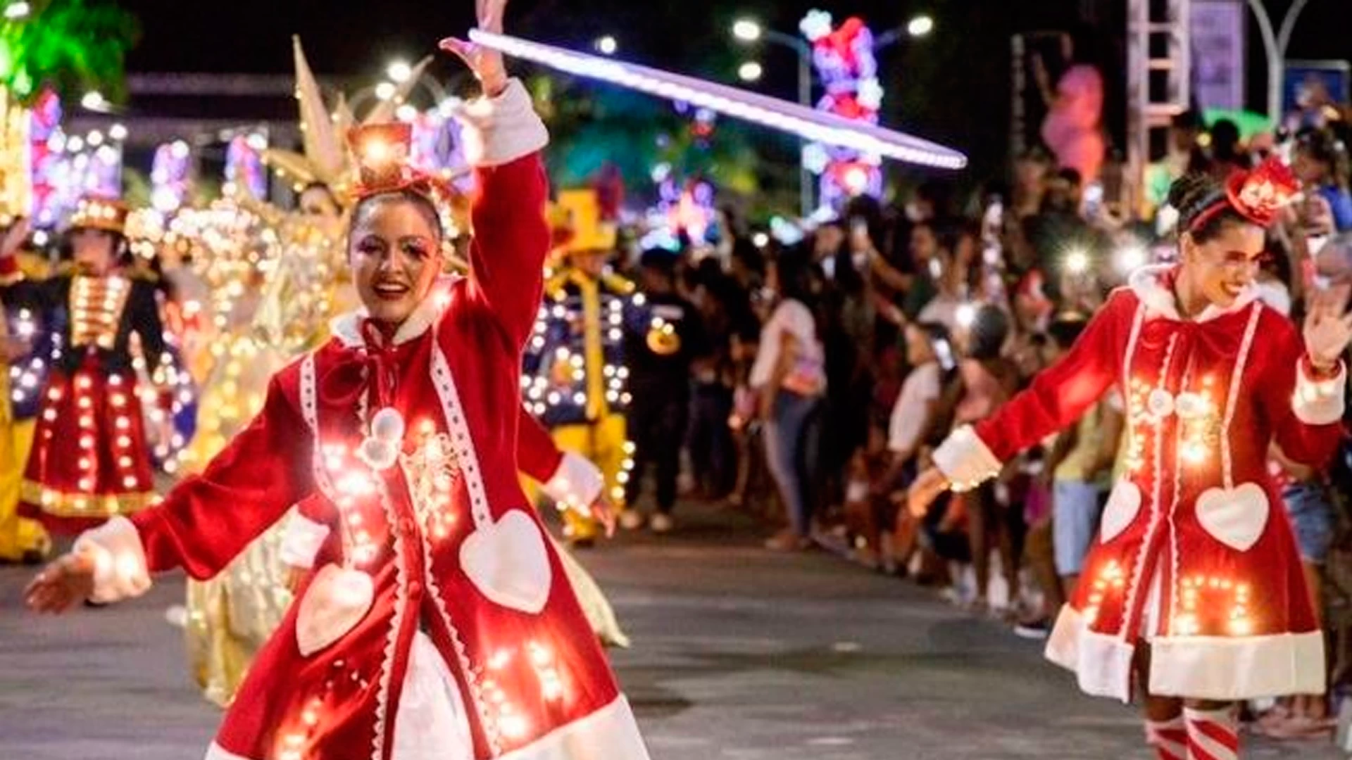 Desfile ‘Natal das Luzes’