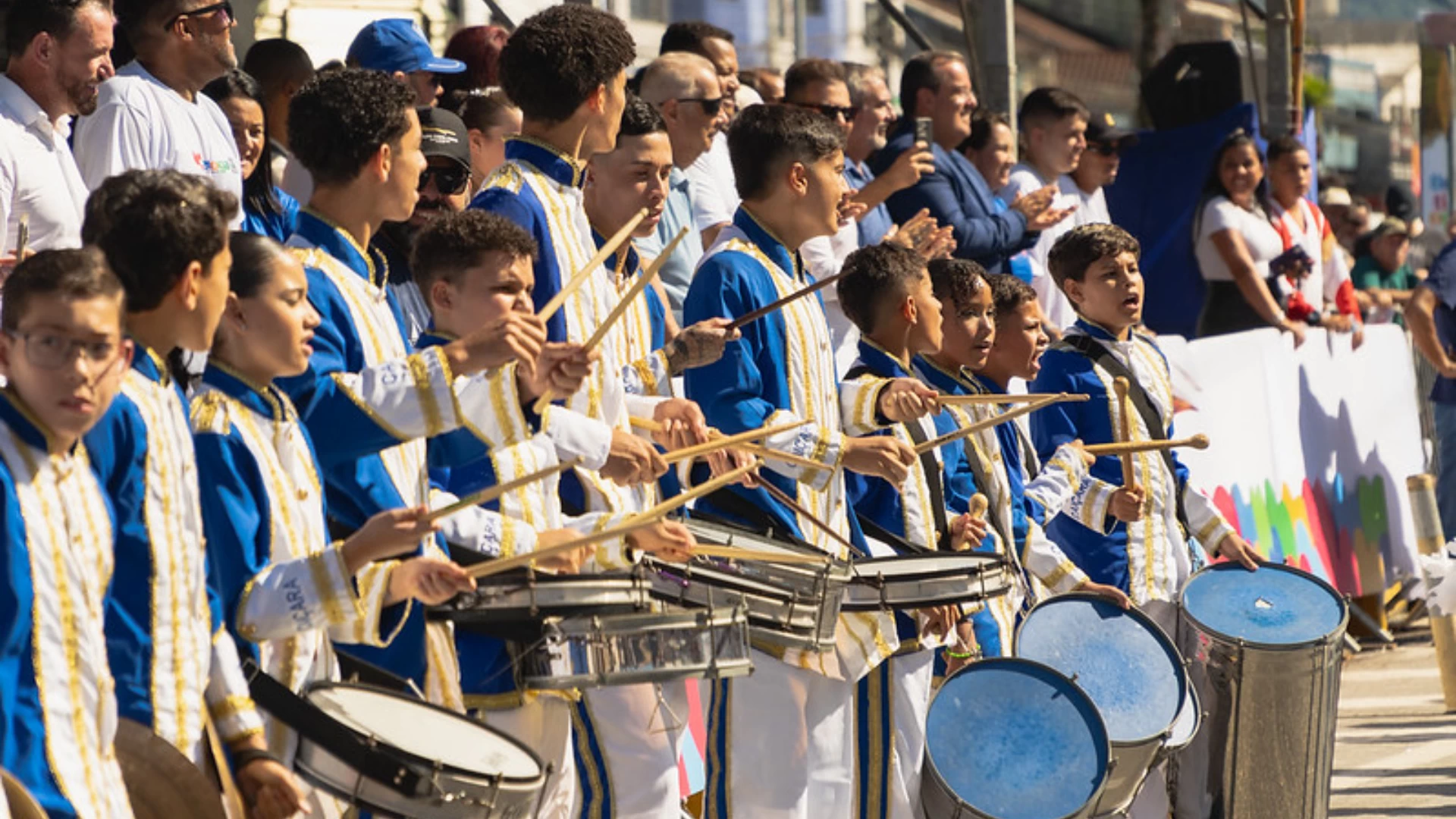 Desfile Cívico dos 35 anos